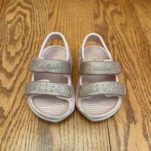 Native Chase Glitter Sandals Girls C4 Pink